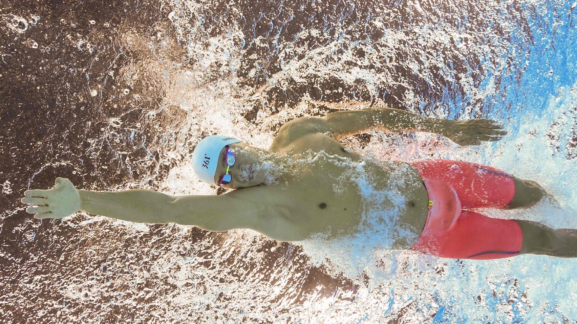 博班公开抨击因凡蒂诺，足球领袖沉迷政治浪潮，这项运动蒙上阴影