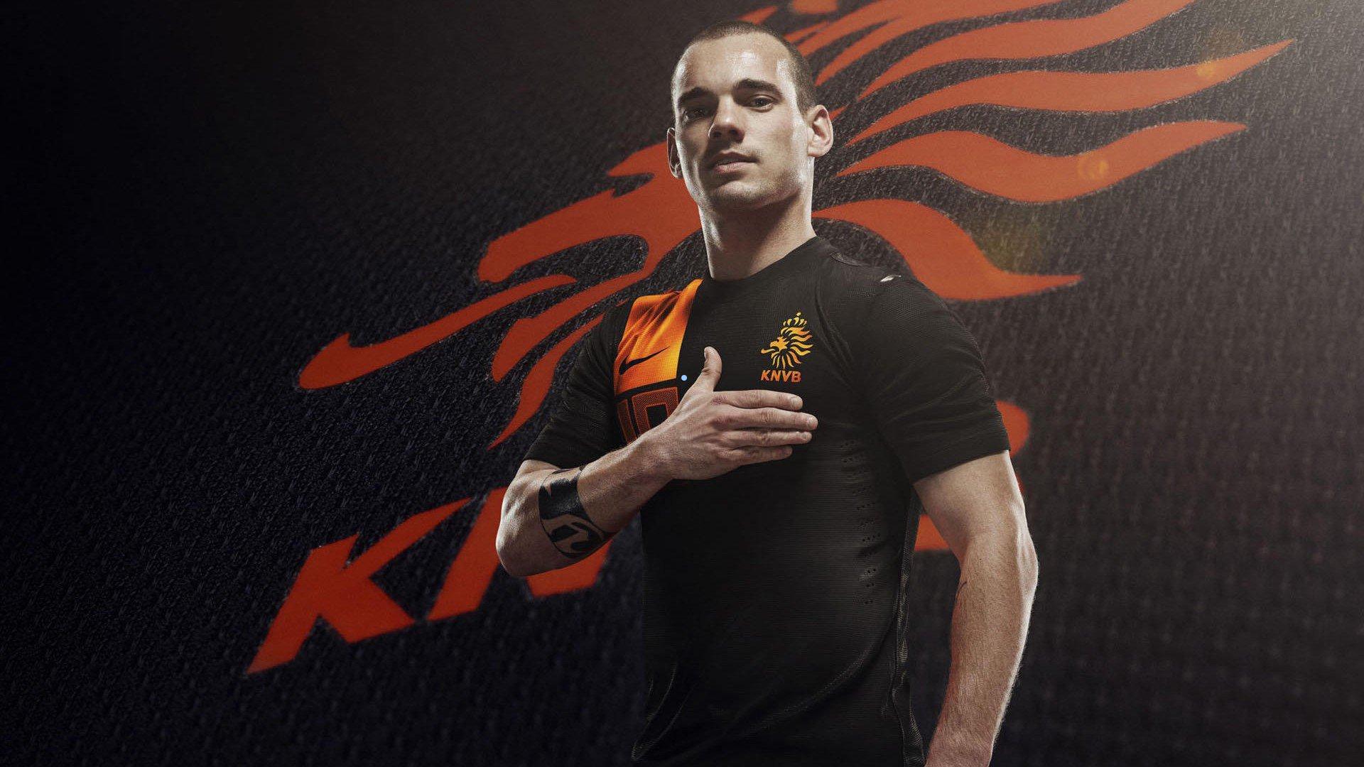 五大联赛本赛季参与进球榜激烈角逐,凯恩姆巴佩并列榜首,哈兰德以一球之差紧随其后