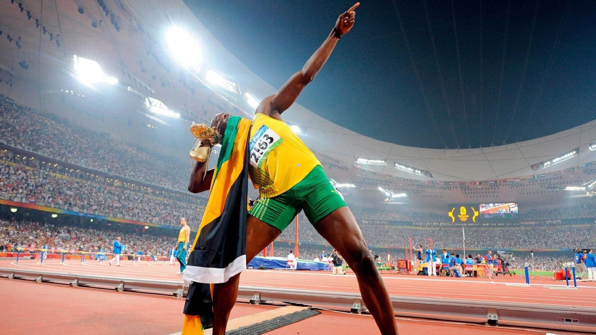 谢泼德手感滚烫,能连续命中的感觉棒极了,但最让我动容的还是队友们的反应